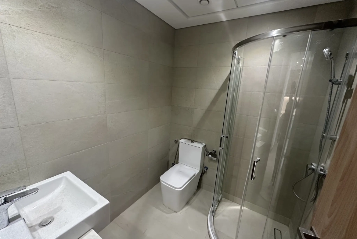 Azizi Riviera Apartment Bathroom